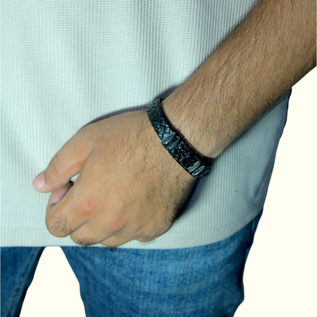 CrossEdge Signature Men’s Bracelet – Bold Steel Craftsmanship
