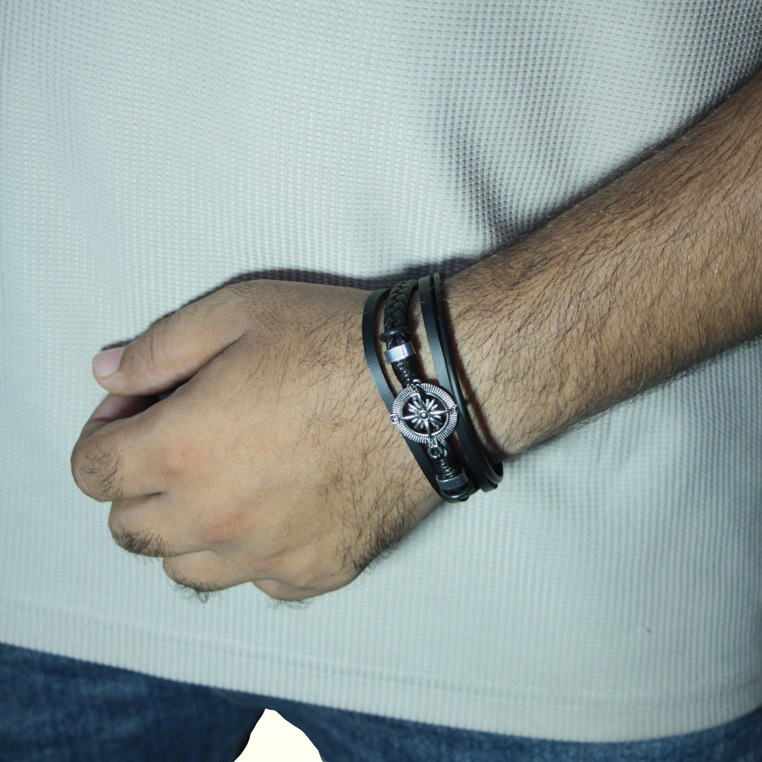 CrossEdge Premium Men’s Bracelet – Sleek Stainless Steel Design
