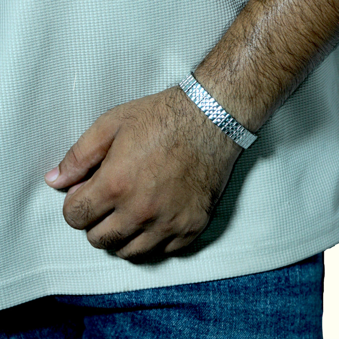 CrossEdge Classic Men’s Stainless Steel Bracelet – Timeless Style